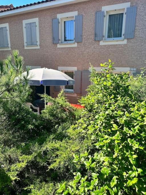 La Baleine Verte Villa Calvisson Esterno foto